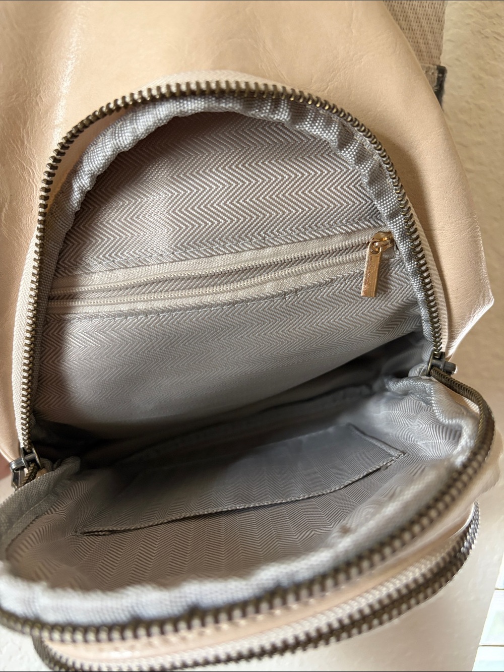 2 Sling Crossbody Bags with Tribal Strap - Picture 10 of 16